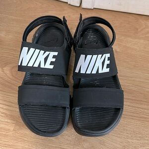 Women’s Nike Tanjun Sport Sandals